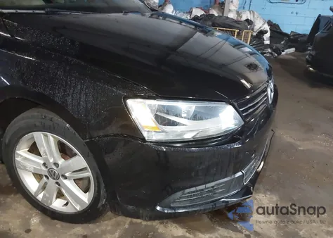 2013 Volkswagen Jetta Hybrid Sel z USA, uszkodzony, nr VIN 3VW637AJ6DM298409